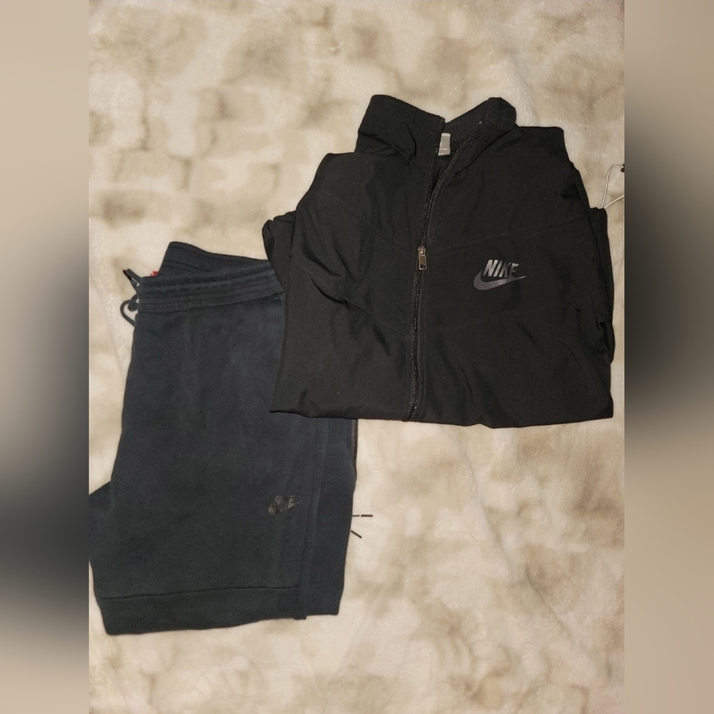 Nike sweatpants & coat